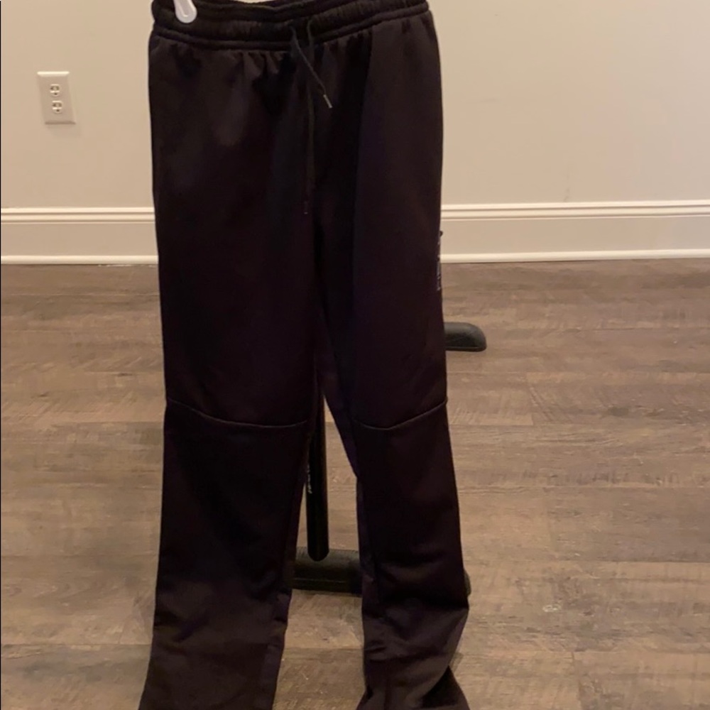 Men’s small joggers